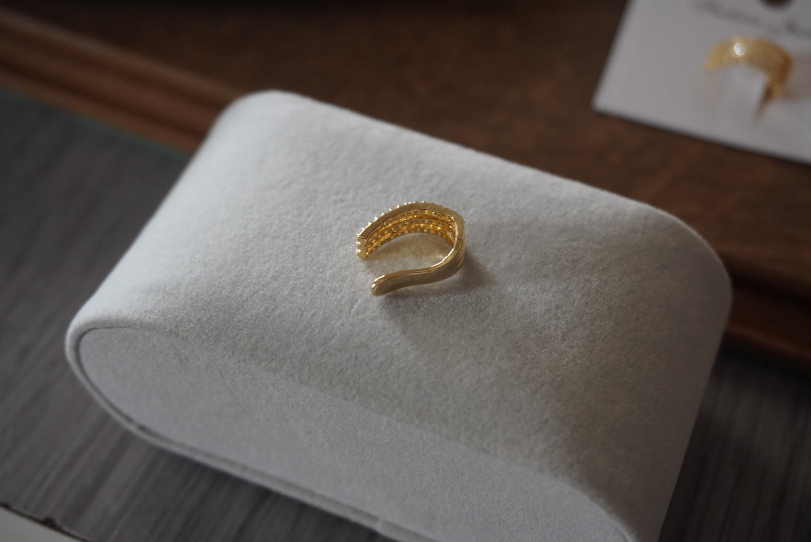 Half the Drama ear-cuff (not a pair)