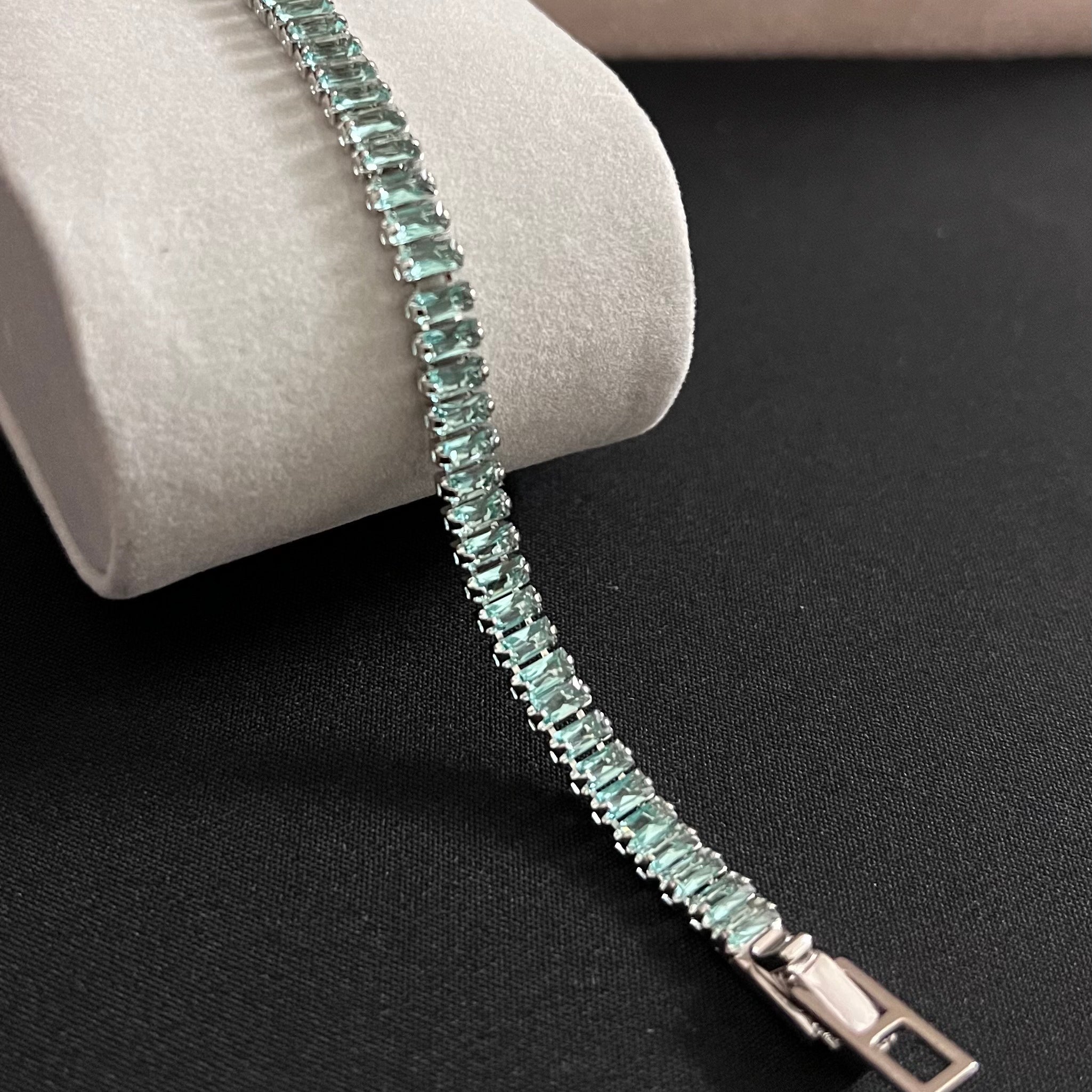 Baguette cut Tennis Bracelet