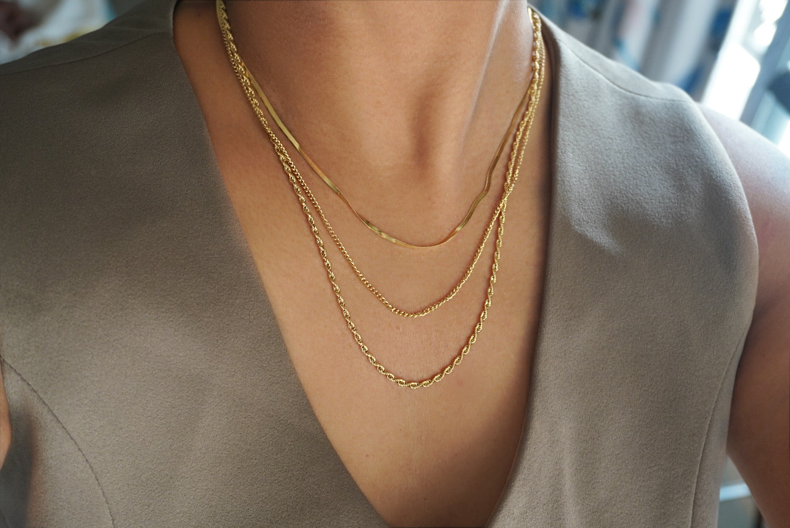 Trois necklace  (triple layered )